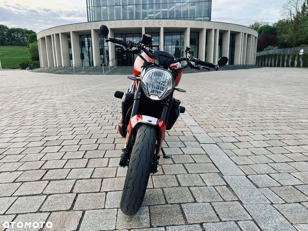 Ducati Monster - 16