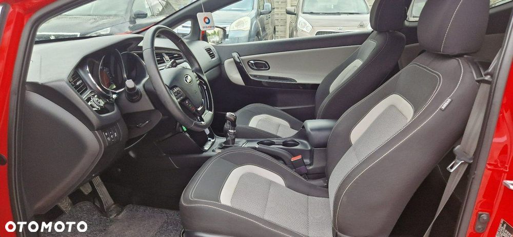 Kia ProCeed - 21