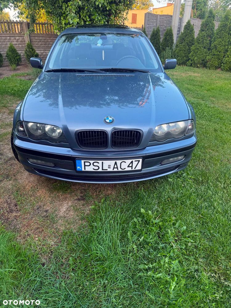 BMW Seria 3 320i - 6