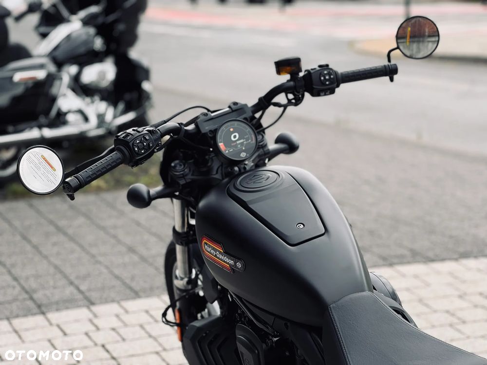 Harley-Davidson Sportster Nightster 975 - 13