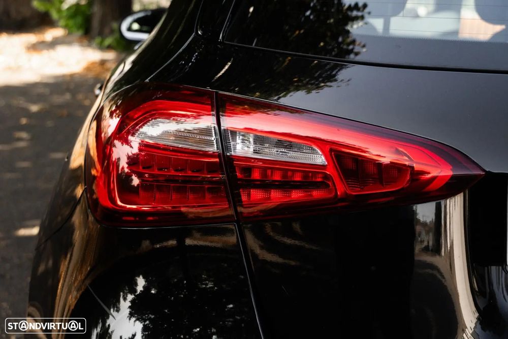 Mercedes-Benz A 180 d Style Plus Aut. - 29