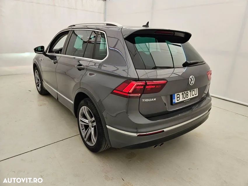 Volkswagen Tiguan - 2