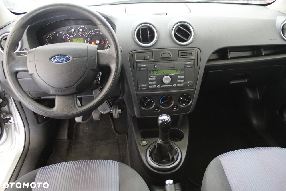 Ford Fusion 1.4 TDCI + - 8