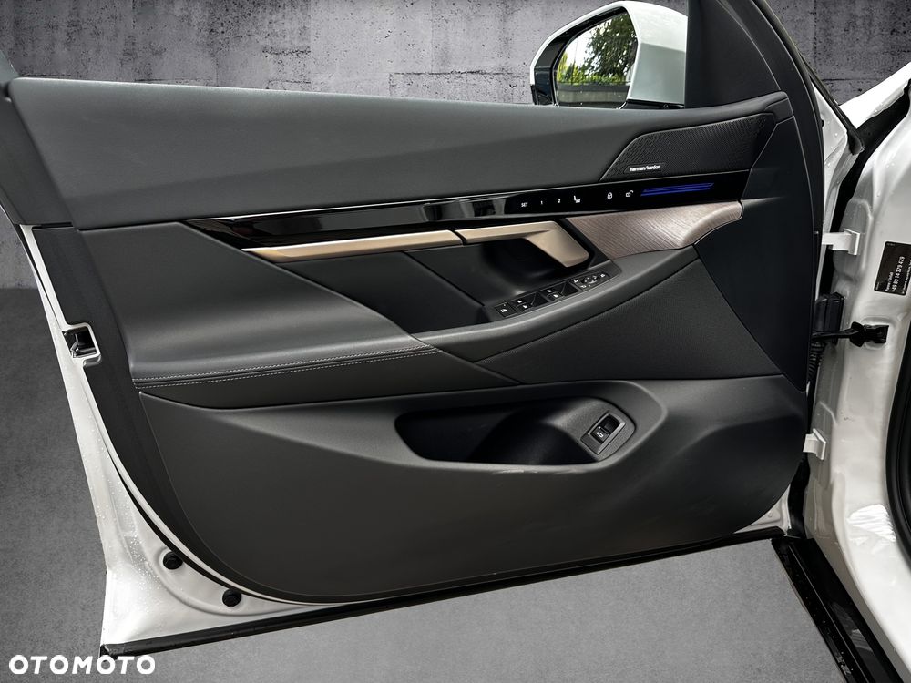 BMW Seria 5 520d Touring - 21