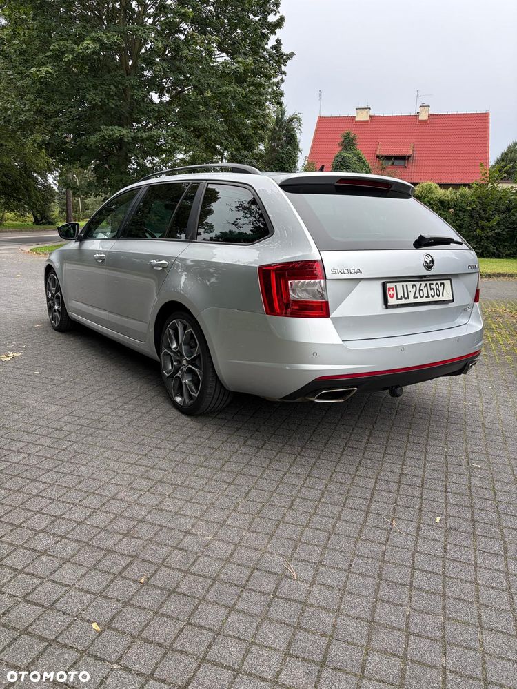 Skoda Octavia 2.0 TDI (Green tec) 4x4 DSG RS - 4