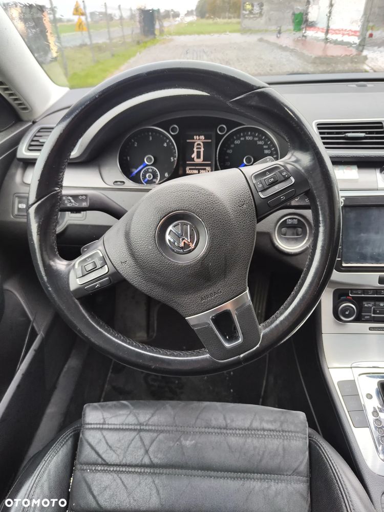 Volkswagen Passat 2.0 TDI DPF Highline DSG - 26