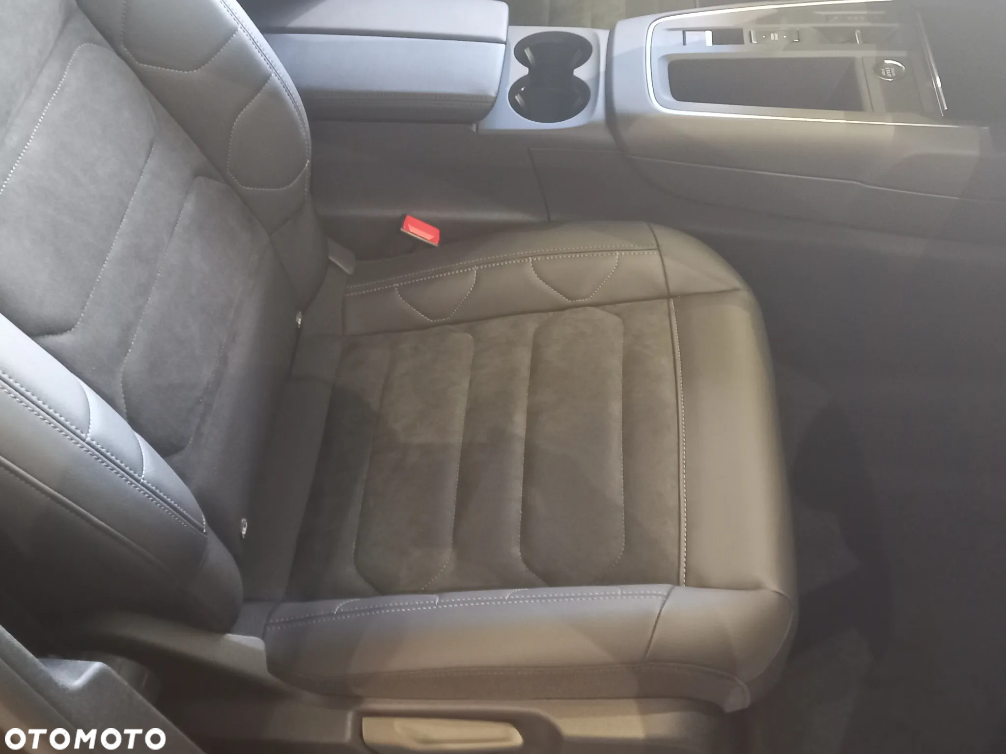 Citroën C5 Aircross 1.5 BlueHDi Max EAT8 - 4