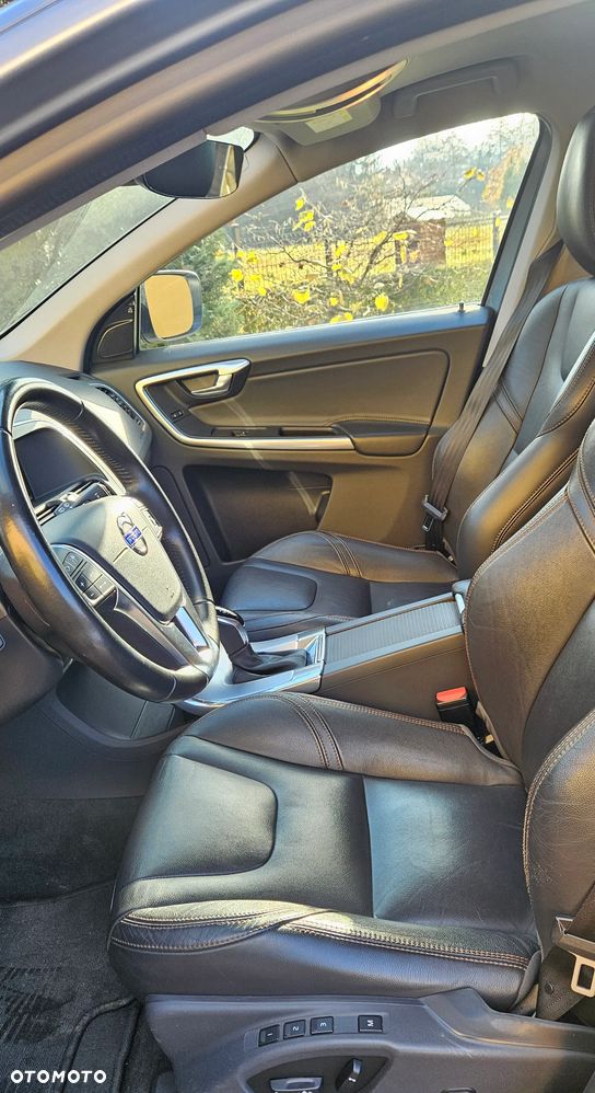 Volvo XC 60 D4 Geartronic Summum - 7