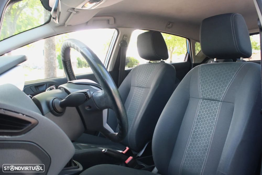 Ford Fiesta 1.25 Titanium 124g - 34