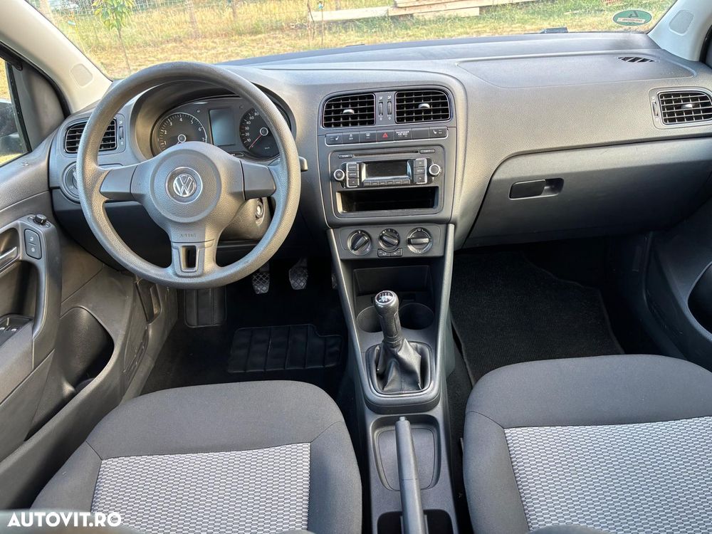 Volkswagen Polo - 7