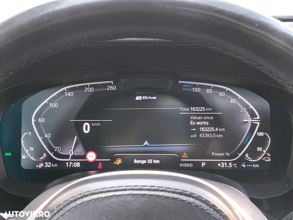 BMW Seria 5 530e Aut. Luxury Line - 31