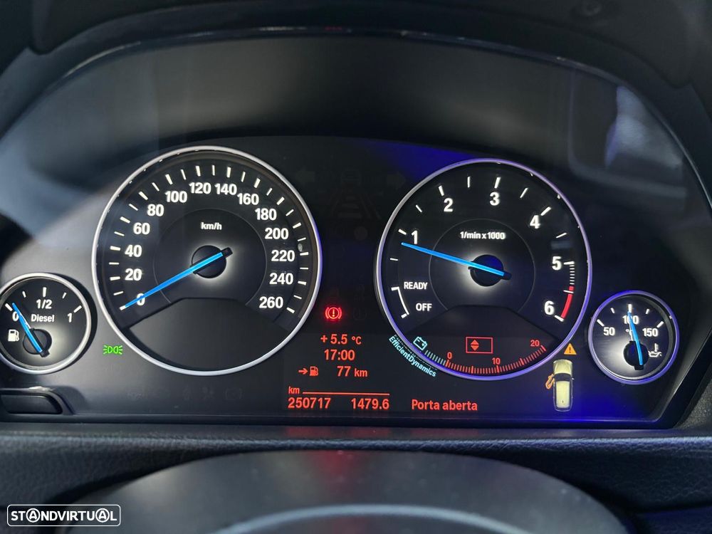BMW 320 d xDrive Pack M - 32