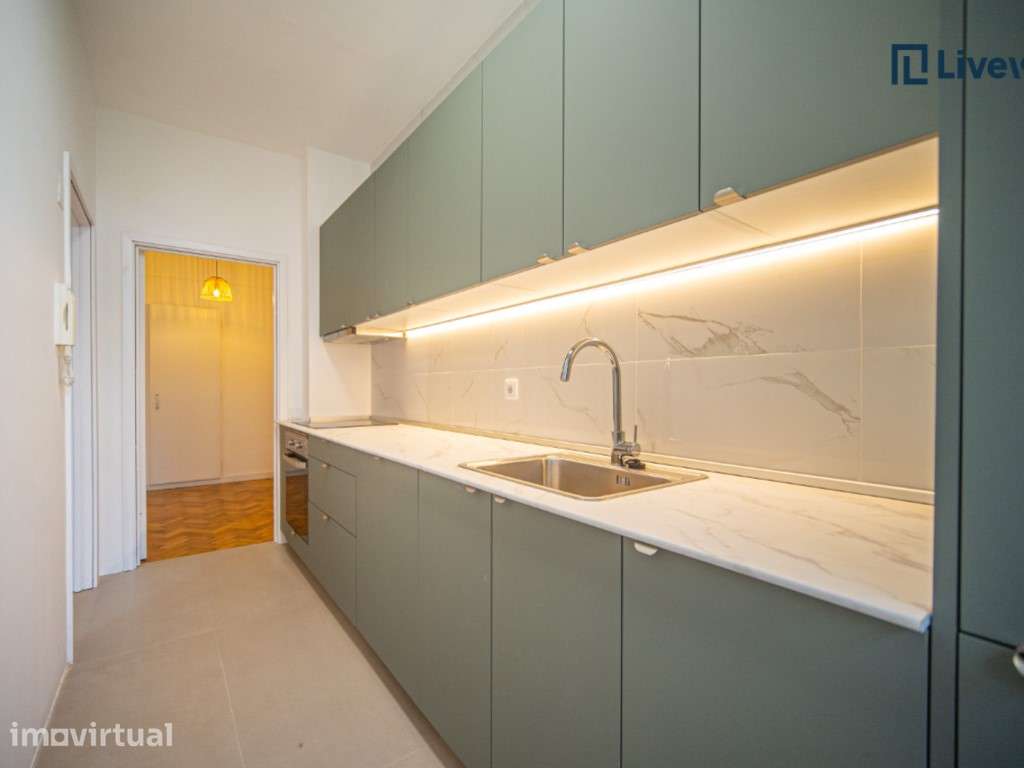 Apartamento T1 totalmente renovado para arrendamento na Rua Júlio D... - Grande imagem: 5/29