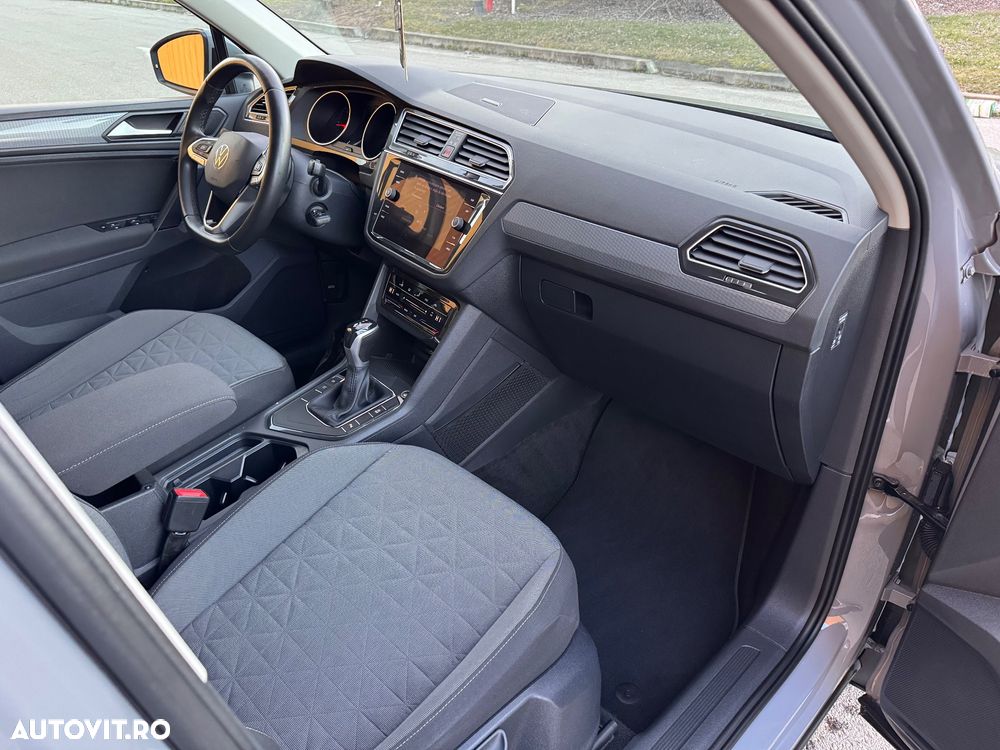Volkswagen Tiguan 2.0 TDI SCR DSG R-Line - 18
