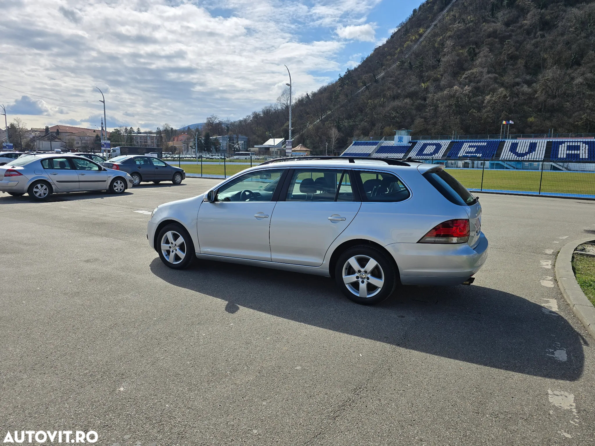 Volkswagen Golf - 3