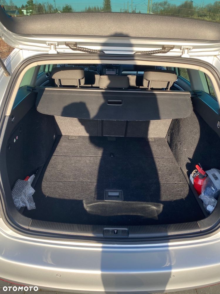 Volkswagen Golf 1.6 TDI DPF Highline - 10