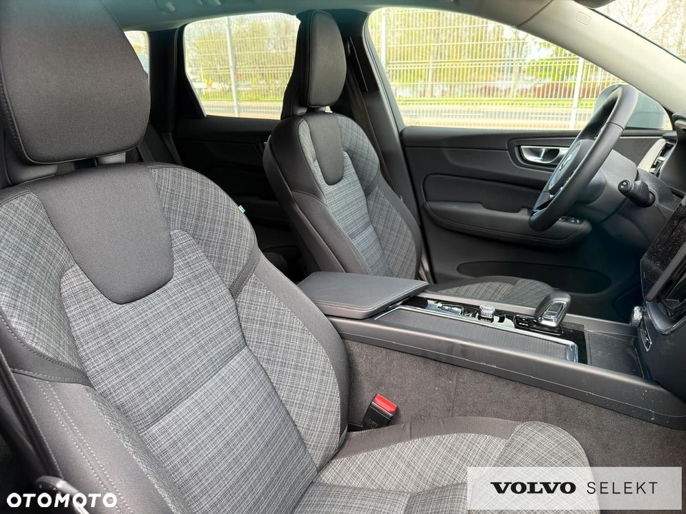 Volvo XC 60 - 30
