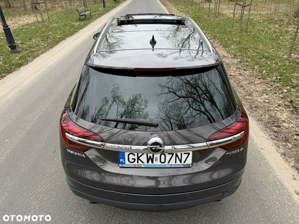 Opel Insignia - 10