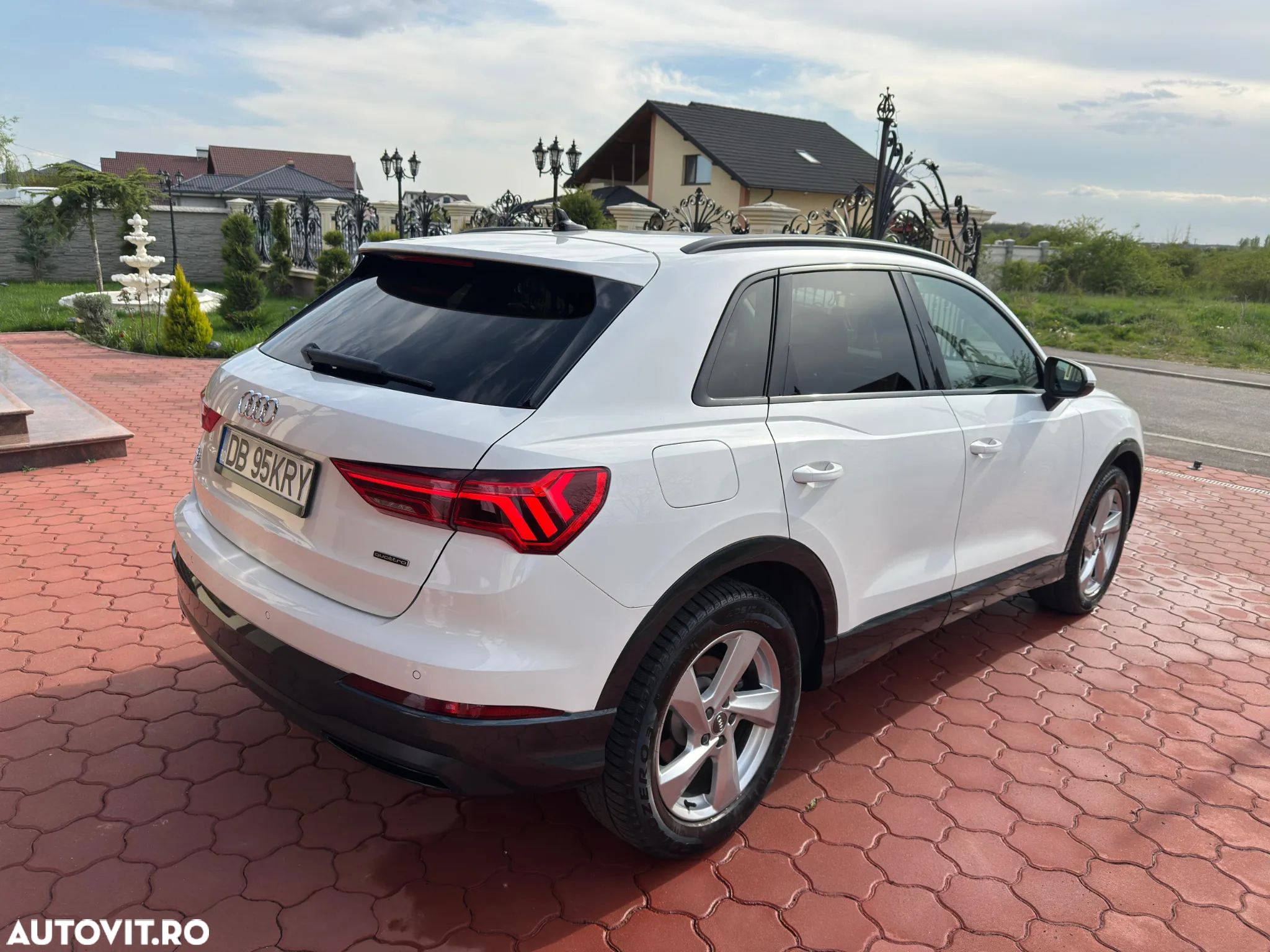Audi Q3 40 TDI quattro S tronic advanced - 9