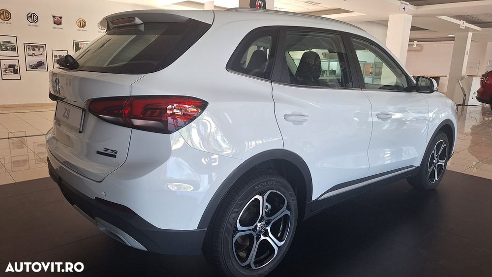 MG ZS HEV 1.5 GSI AT Excite - 2