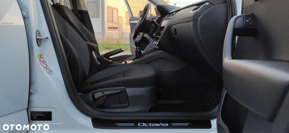 Skoda Octavia 1.5 TSI GPF ACT Style - 24
