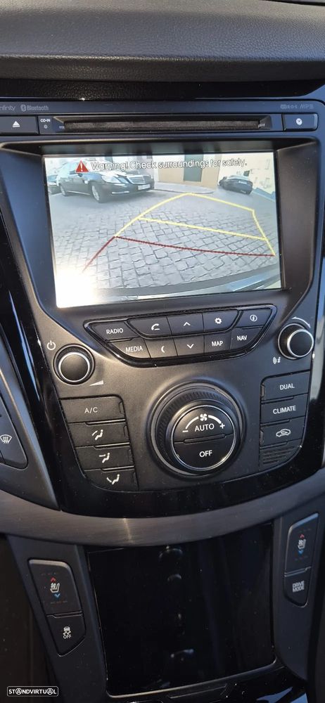 Hyundai i40 SW 1.7 CRDi Auto Premium - 26