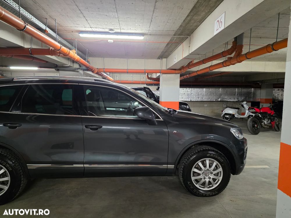 VOLKSWAGEN Touareg 2012 — imagine 17