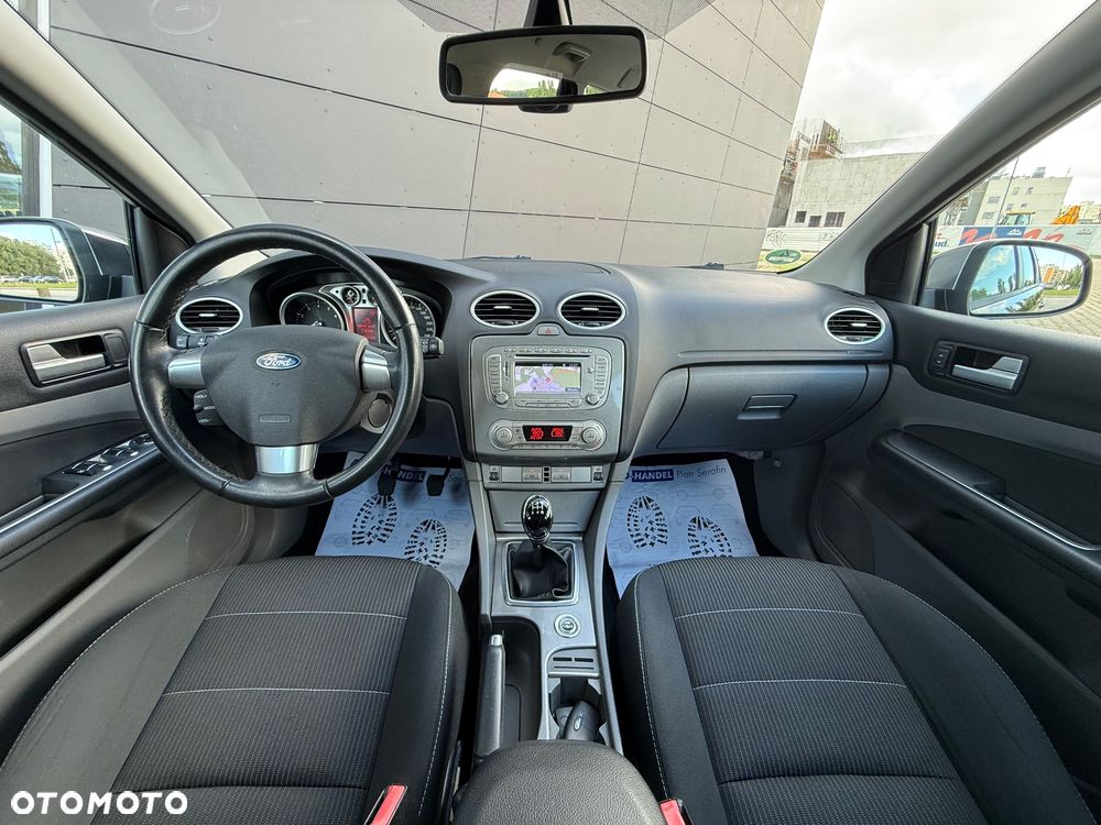 Ford Focus - 21