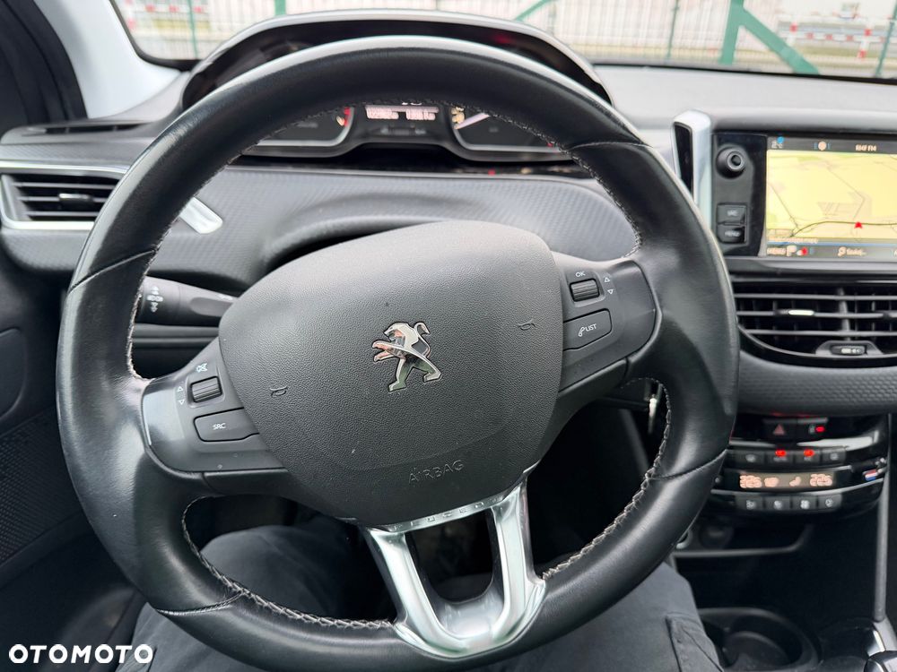 Peugeot 208 PureTech 82 Start & Stop Allure - 9