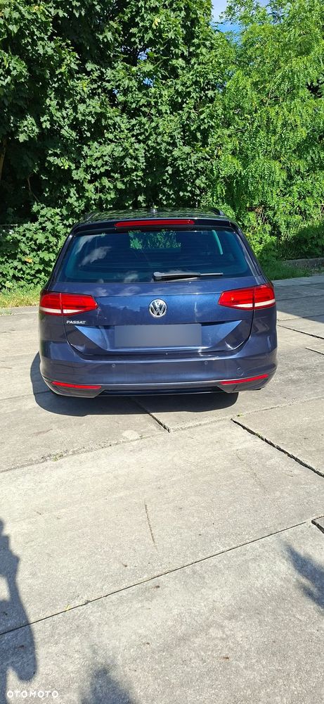 Volkswagen Passat - 6