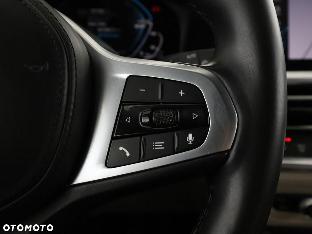 BMW Seria 3 - 34