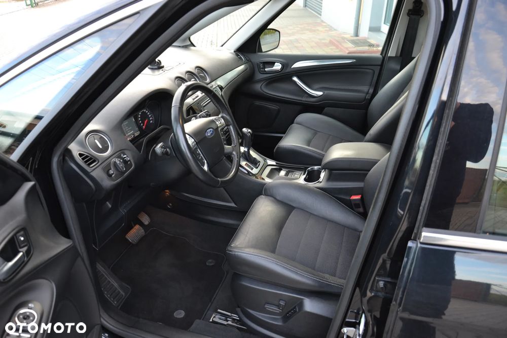 Ford S-Max 2.0 TDCi DPF Titanium - 16