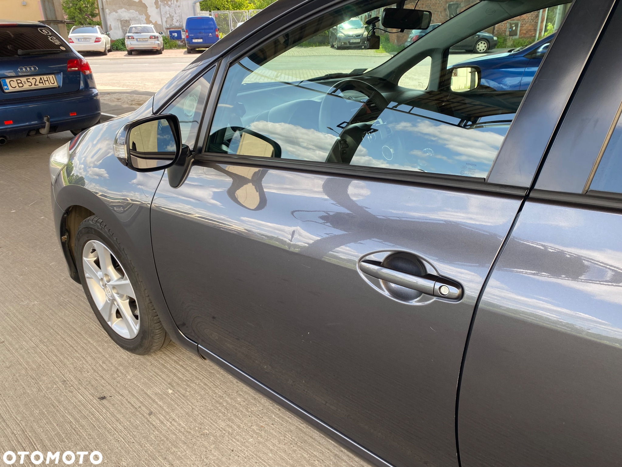 Toyota Auris 2.0 D-4D Premium - 13