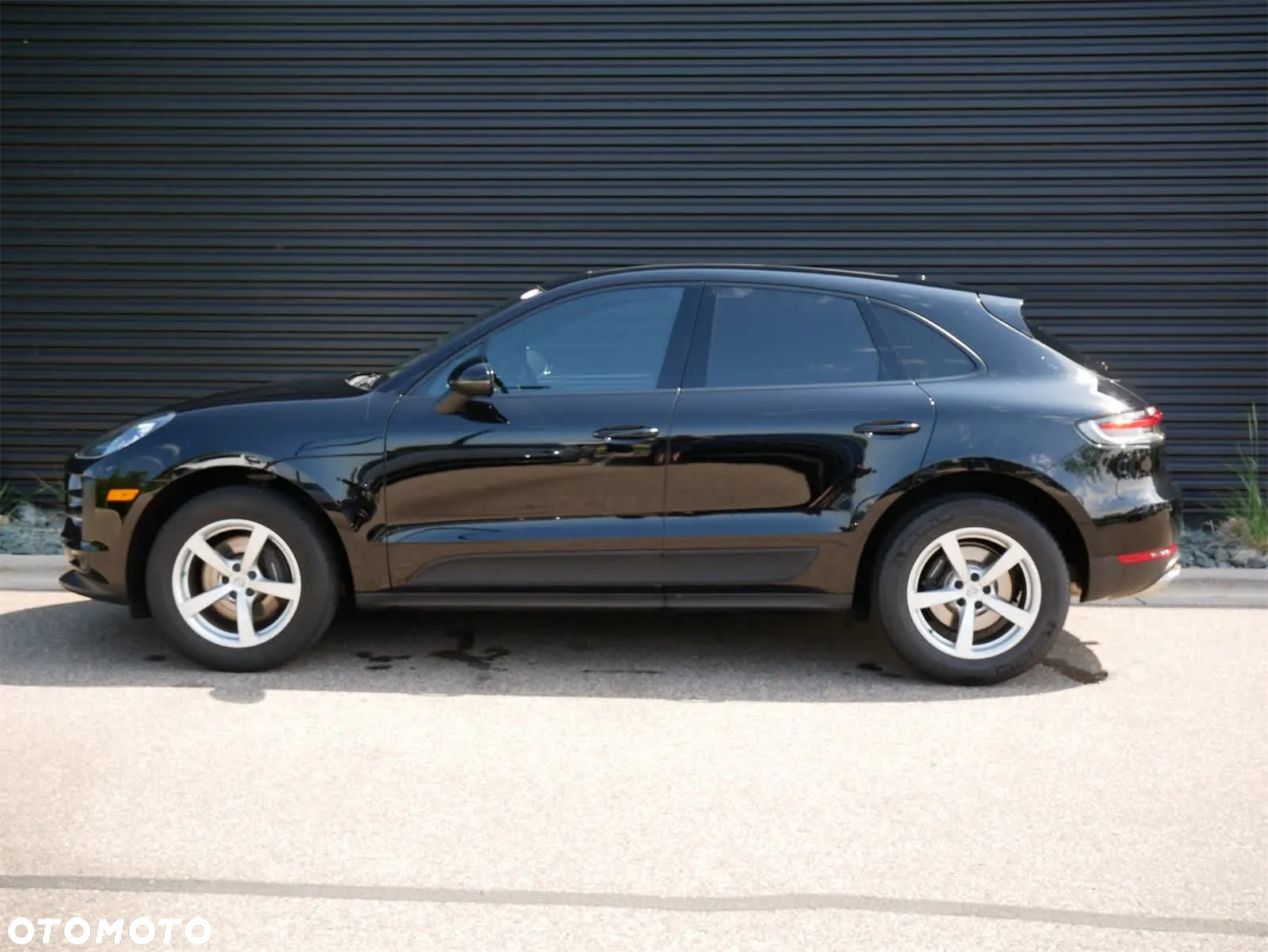 Porsche Macan - 3