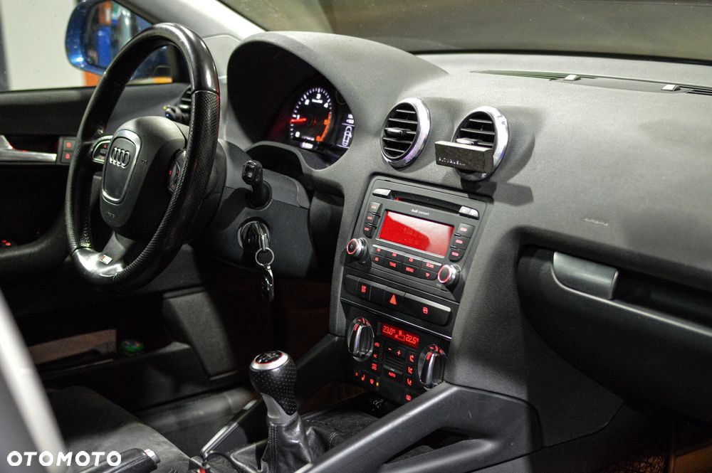 Audi A3 Sportback - 8