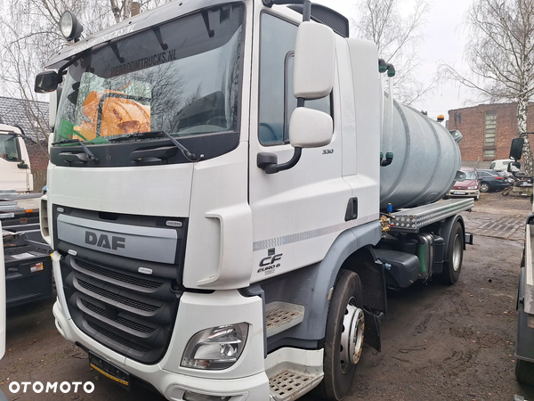 DAF cf