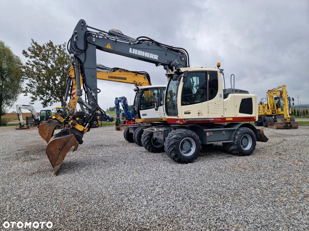 Liebherr 916 - 4