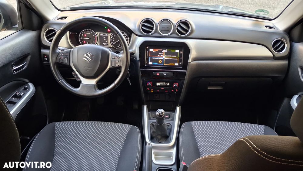 Suzuki Vitara - 8