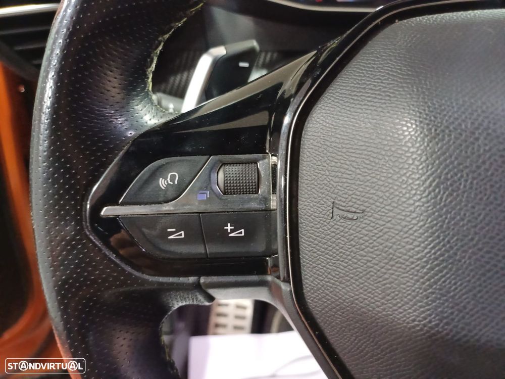 Peugeot 2008 1.5 BlueHDi GT Line EAT8 - 15