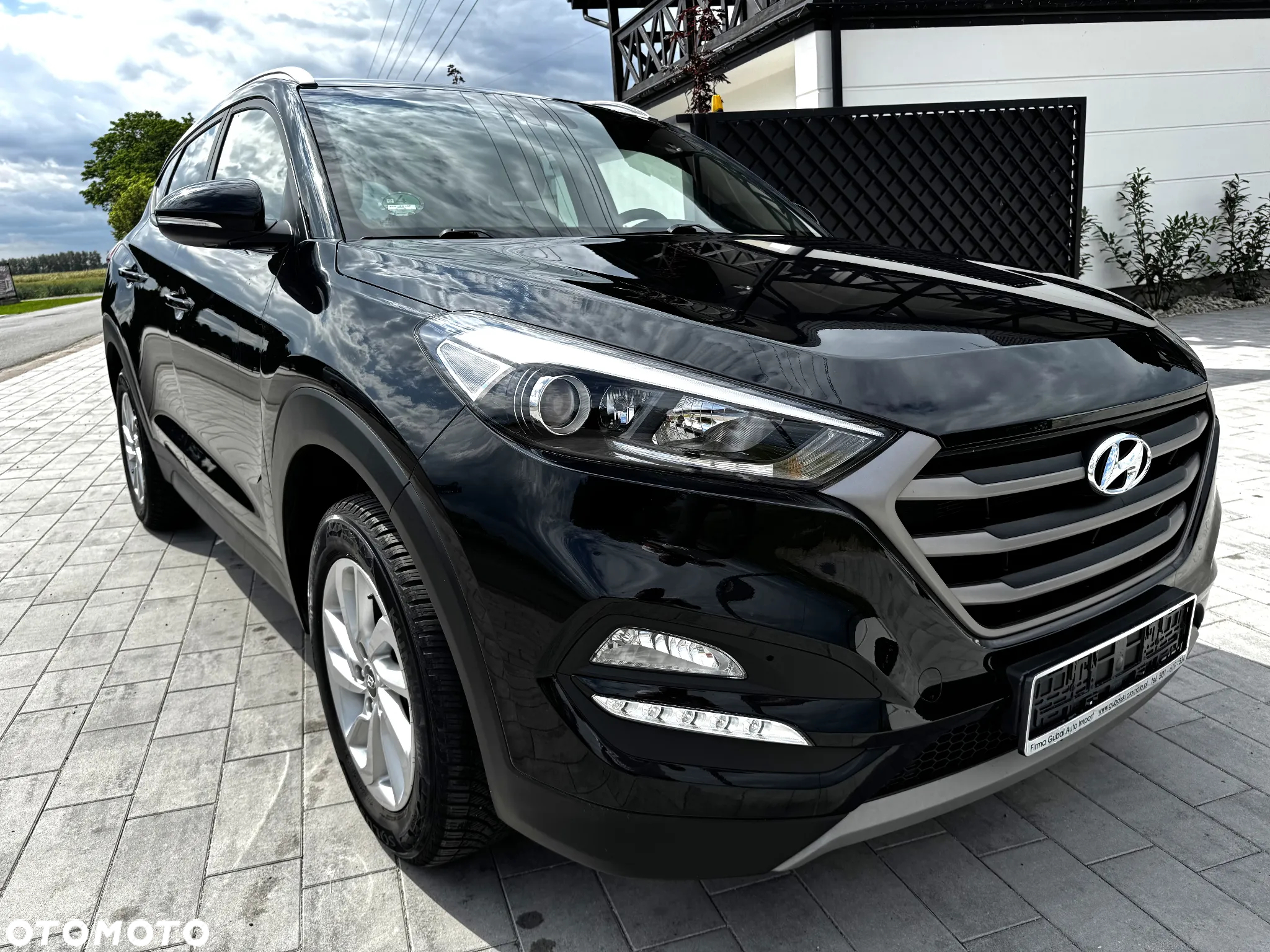 Hyundai Tucson 1.6 GDI BlueDrive Design 2WD - 10