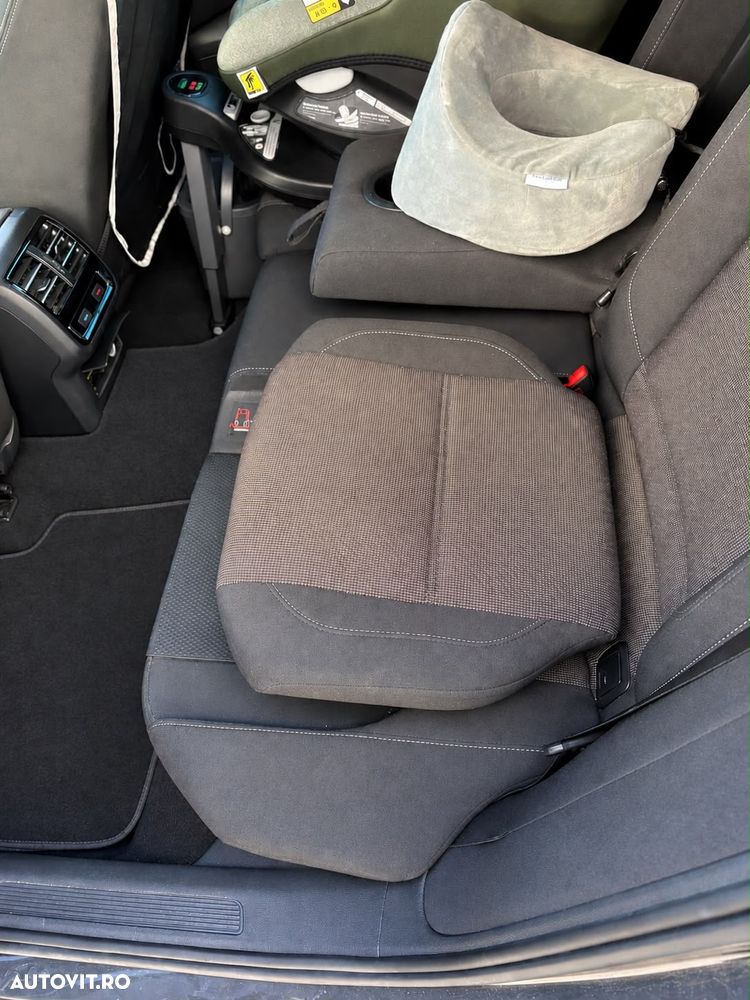 Volkswagen Passat - 14