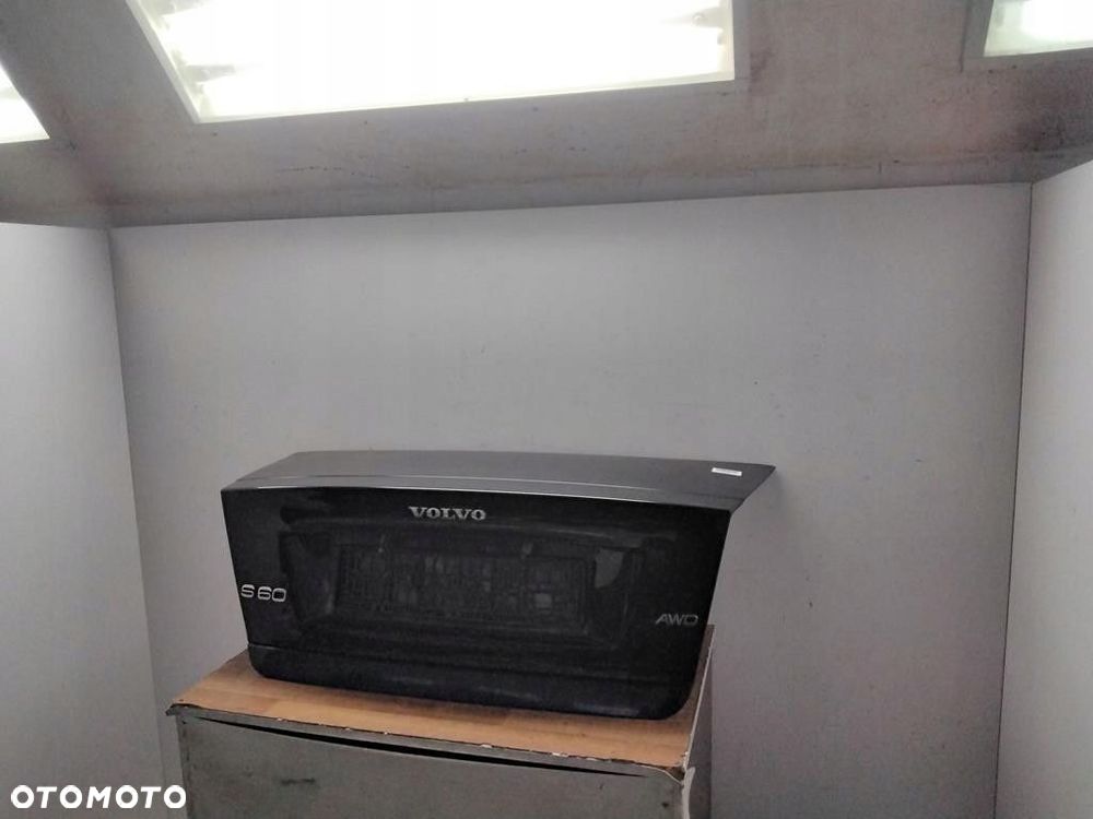 volvo s60 tylna klapa 604-26 - 1