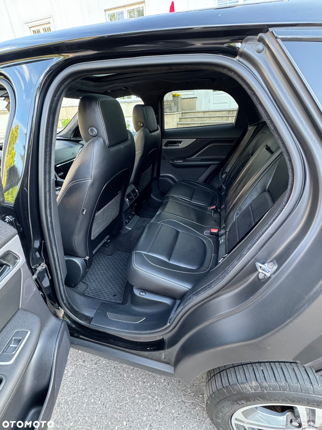 Jaguar F-Pace 3.0 V6 AWD S - 12