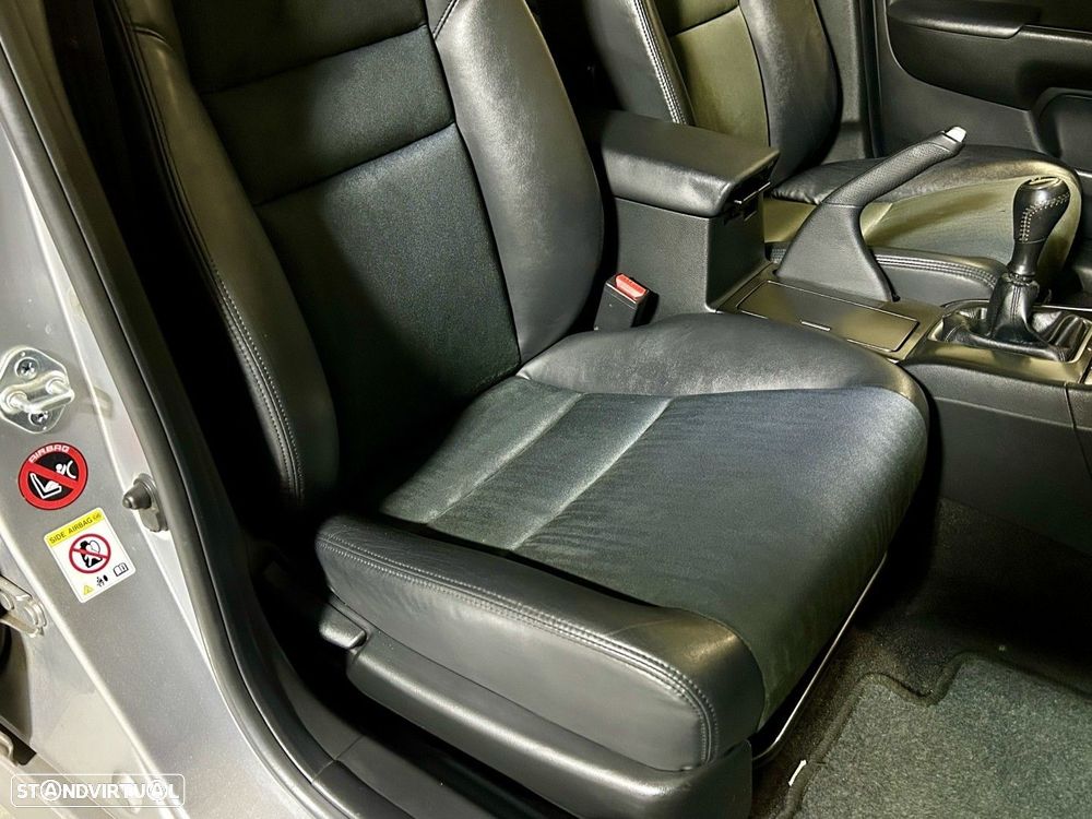 Honda Accord 2.0 Sport - 48