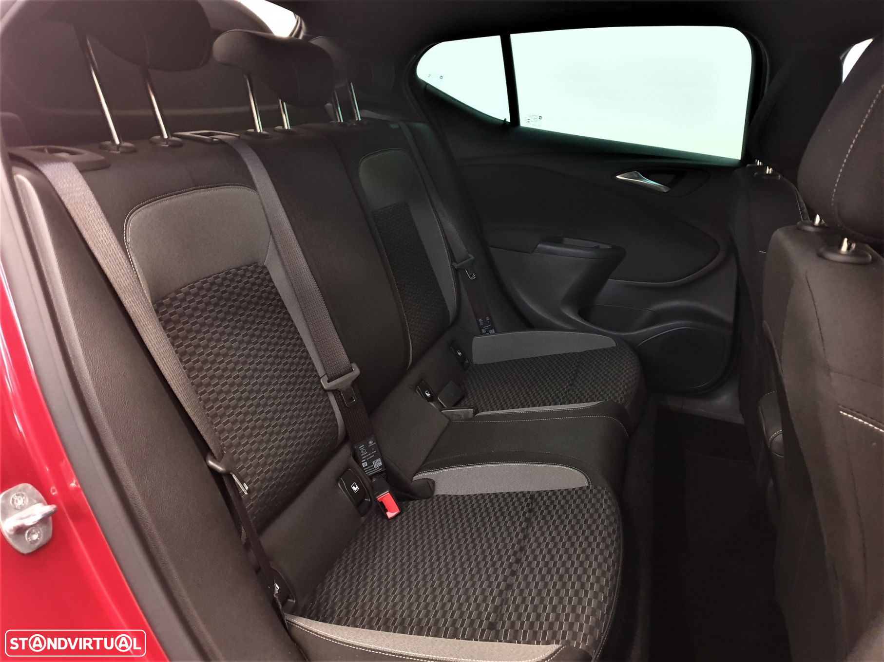 Opel Astra 1.2 T GS Line S/S - 22