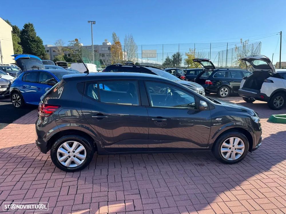 Dacia Sandero - 13