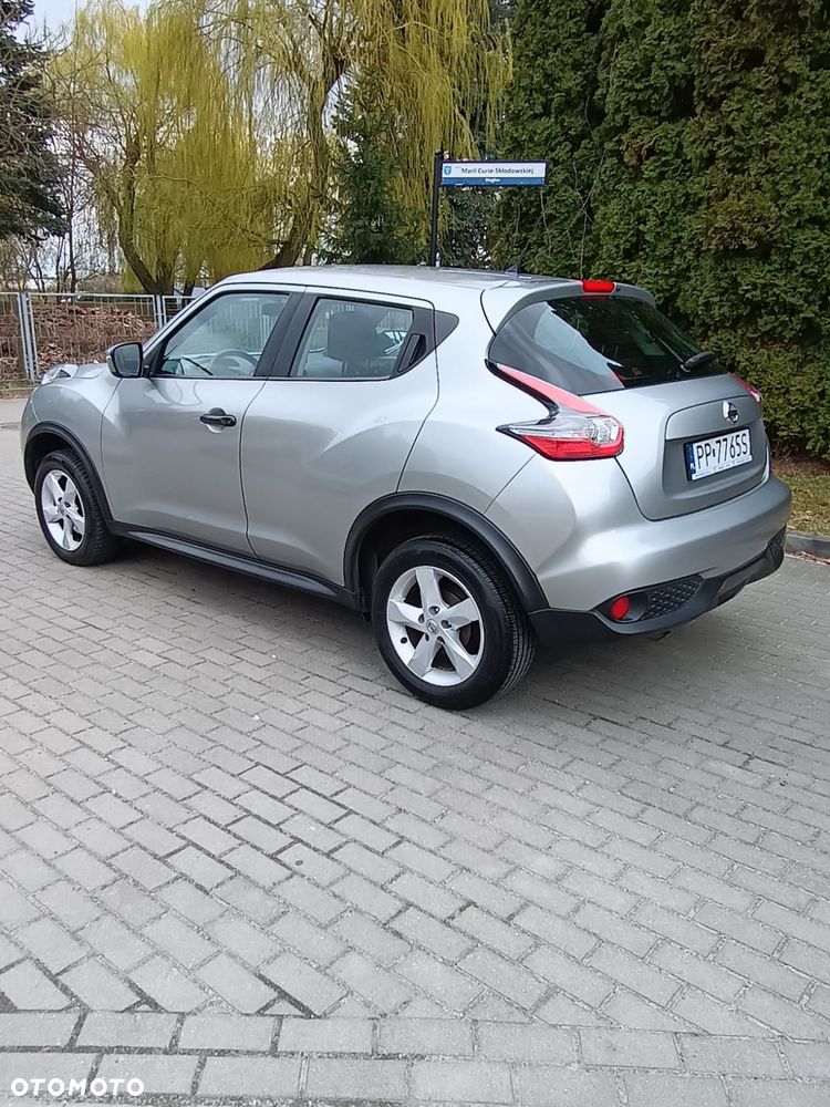 Nissan Juke 1.6 Visia Plus - 24