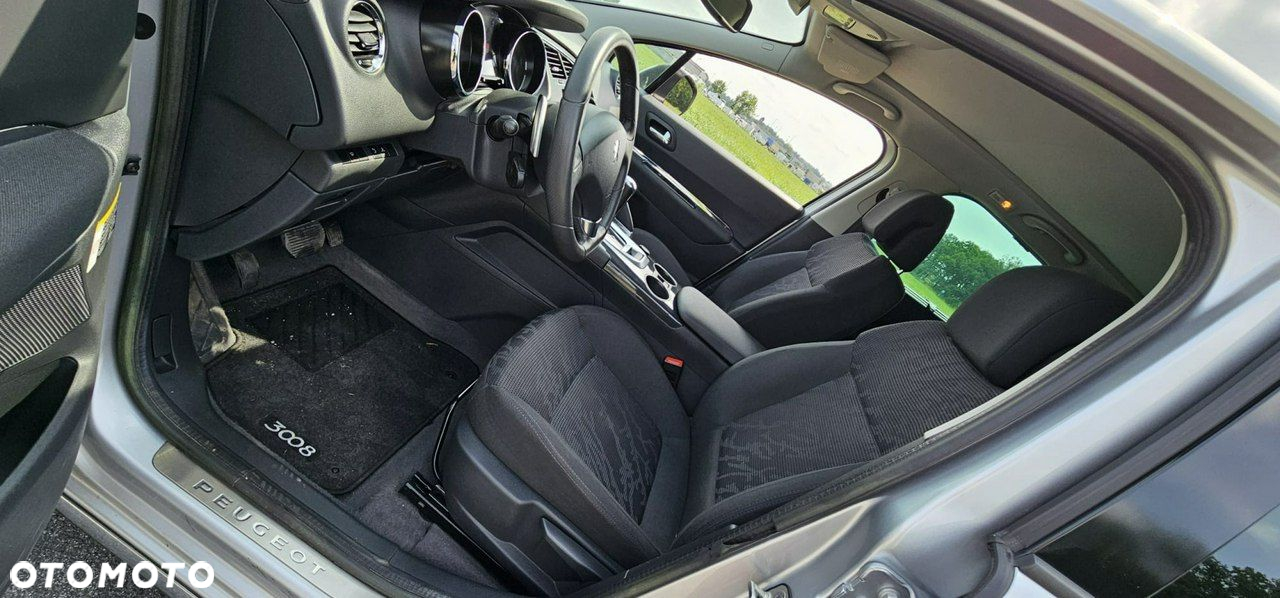 Peugeot 3008 - 25