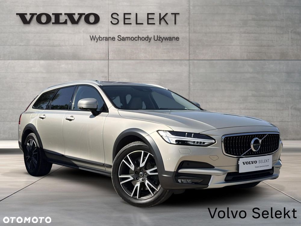 Volvo V90 Cross Country - 9