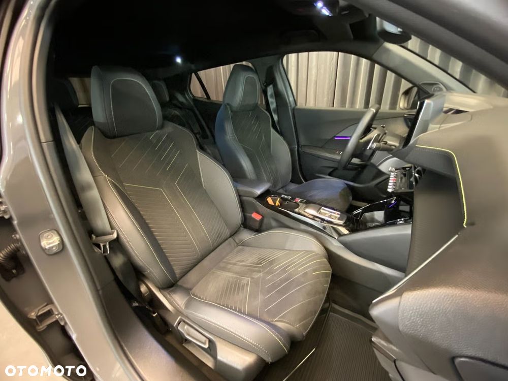 Peugeot 2008 1.2 PureTech GT S&S EAT8 - 8
